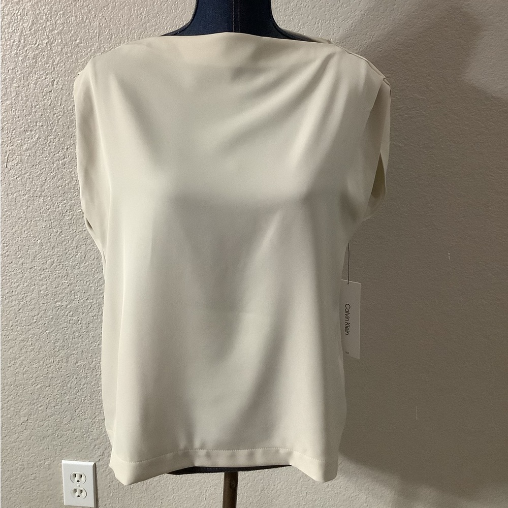 NWT Calvin Klein Cream Sleeveless Boat Neck Blouse Women's Size Medium